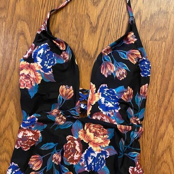 NEW ModCloth The Pamela One-Piece Swimsuit Small - Picture 3 of 7